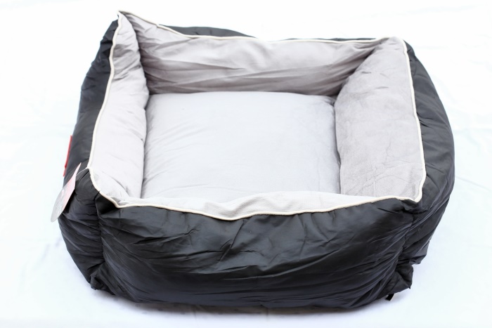 Pelíšek pro psa / kočku L - šedo-černý