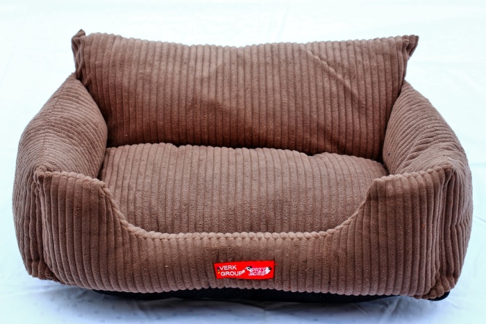 Pelíšek pro psa / kočku L - Manšestr gaučík - hnědá