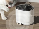 Fontánka pro psy a kočky s pohybovým senzorem